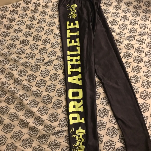 Spandex - Picture 2 of 2